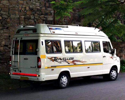 Force Tempo Traveller