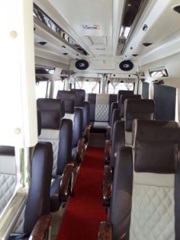 Force Tempo Traveller